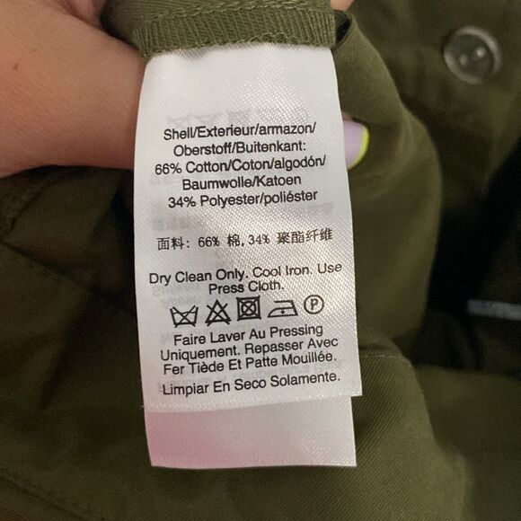 NWT- DKNY- High waisted -tie chino shorts- Dark Green- Size 18 - Picture 9 of 9